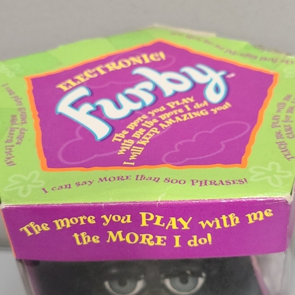 Original Vintage 1998 Furby Skunk Electronic Toy - Picture 2 of 4